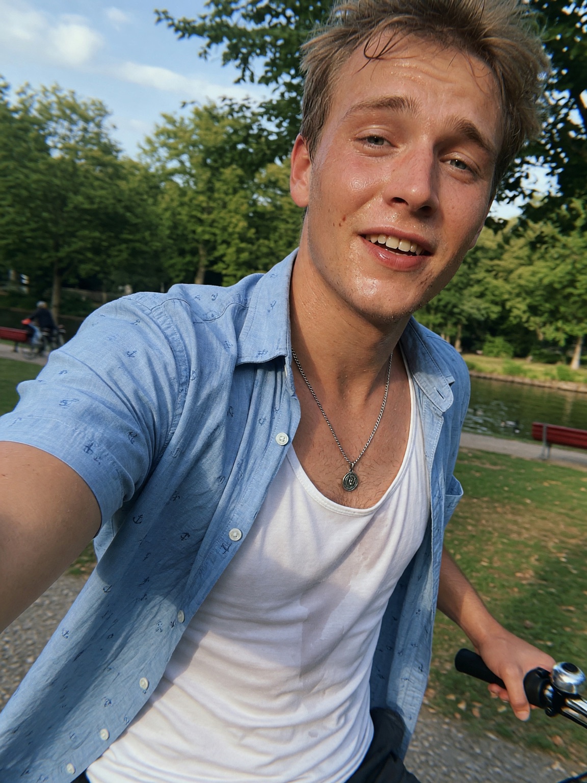 Thijs — AI-companion